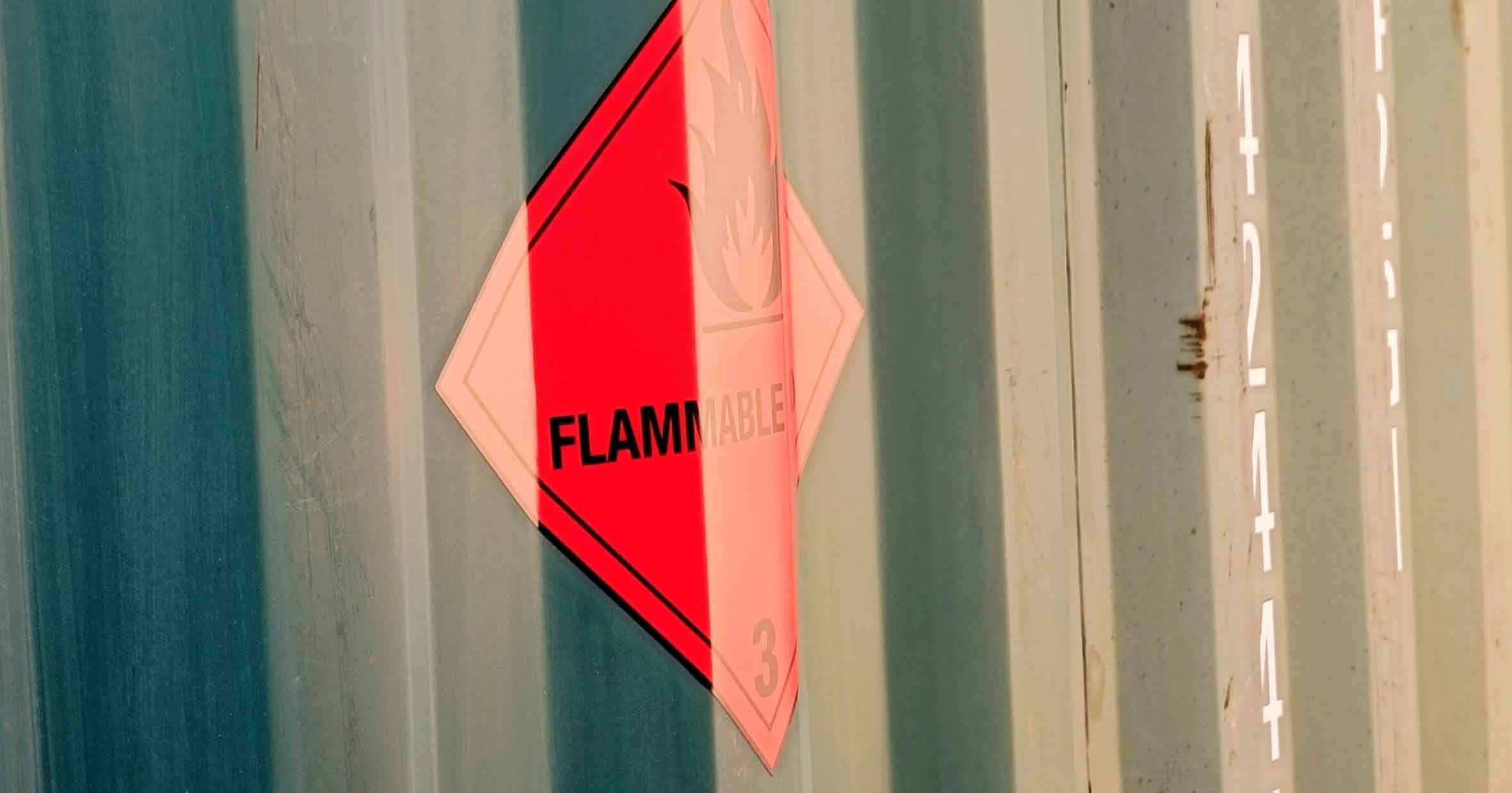 PLACARD BILDER SHOOTING UND VIDEODREH BEI BOXLAB SERVICES
